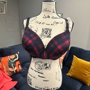 NWT Torrid Curve Bra